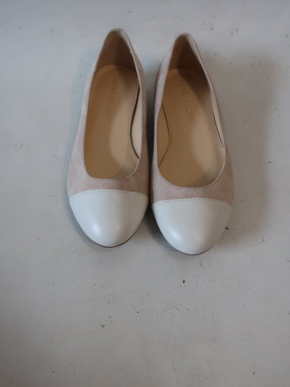 Womens Ivanka Trump Colorblock White Leather, Beige Suede Flats Sz 6